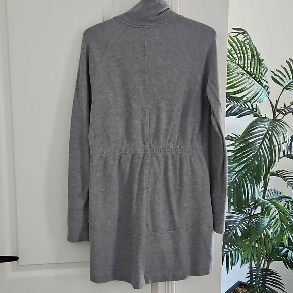 💝Eddie Bauer long grey zip up sweater - Picture 3 of 3